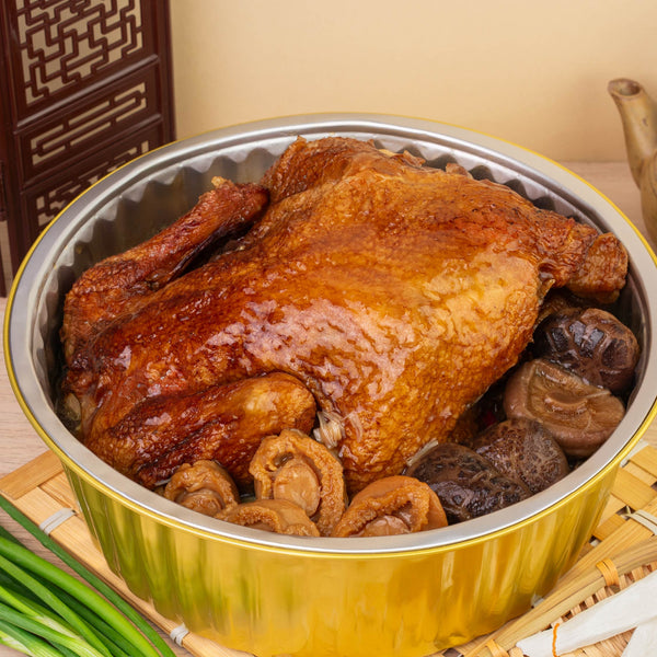 鲍鱼一品菜园鸡 Signature Abalone Chicken Pot